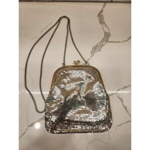 WHITING‎ & DAVIS Silver Mesh Kiss Rhinestone Lock Evening Shoulder Bag Purse